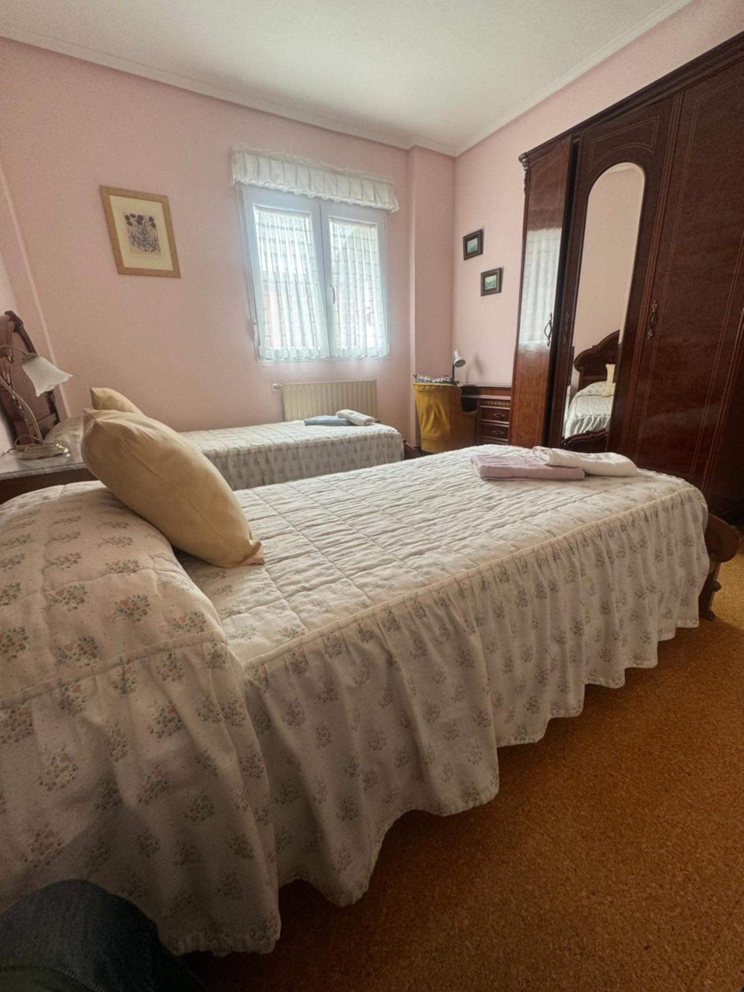 Apartamento En Llanes Con Plaza De Garaje Cubierta Esterno foto