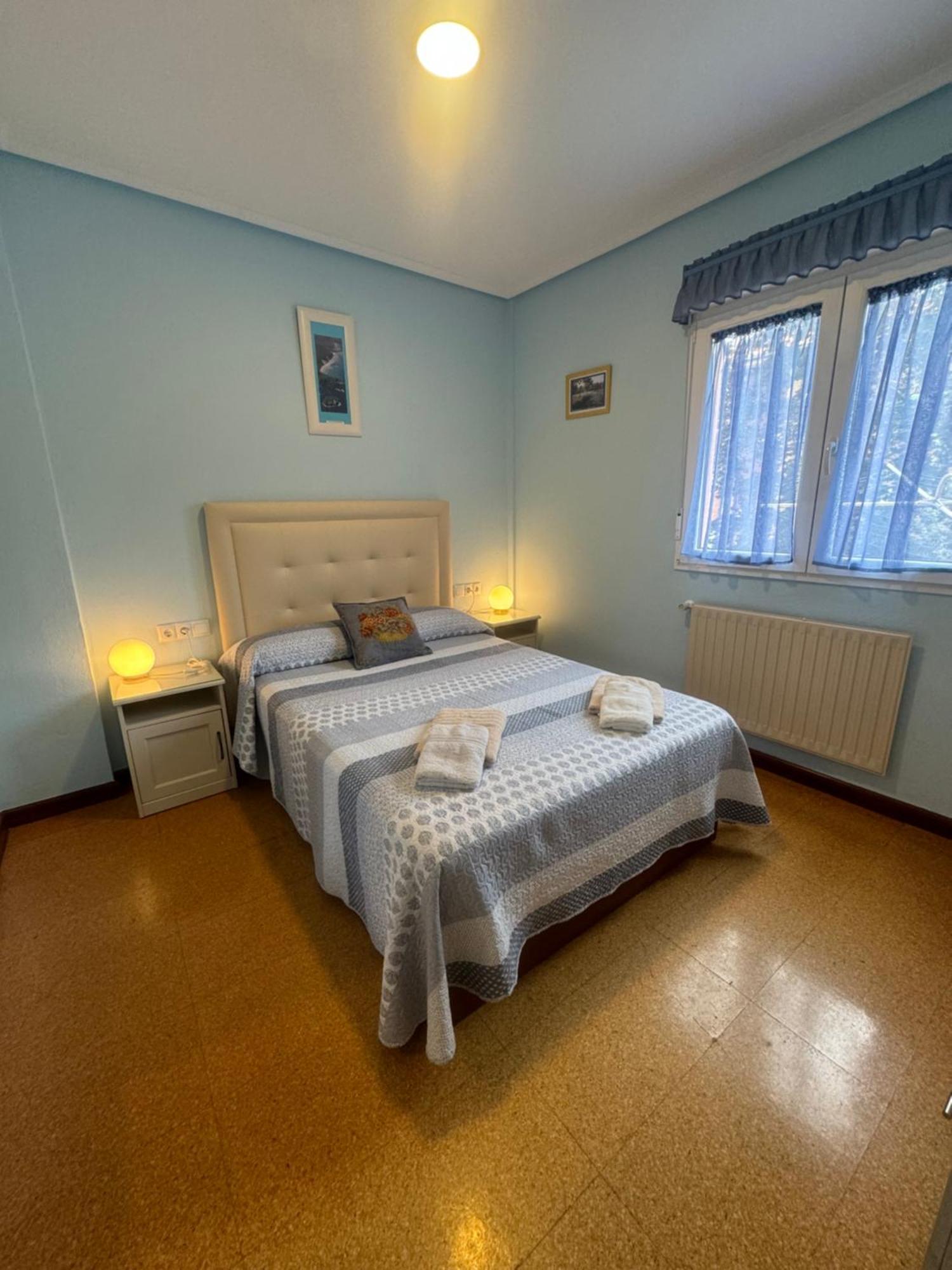 Apartamento En Llanes Con Plaza De Garaje Cubierta Esterno foto